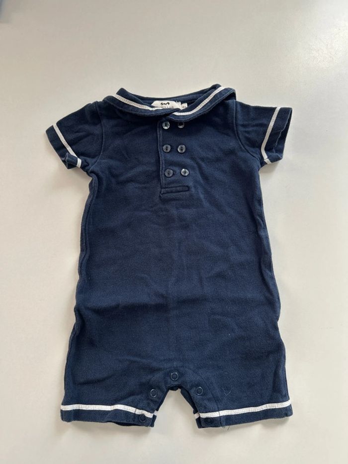 Joli ensemble grenouillère salopette combi short Cyrillus 6 mois