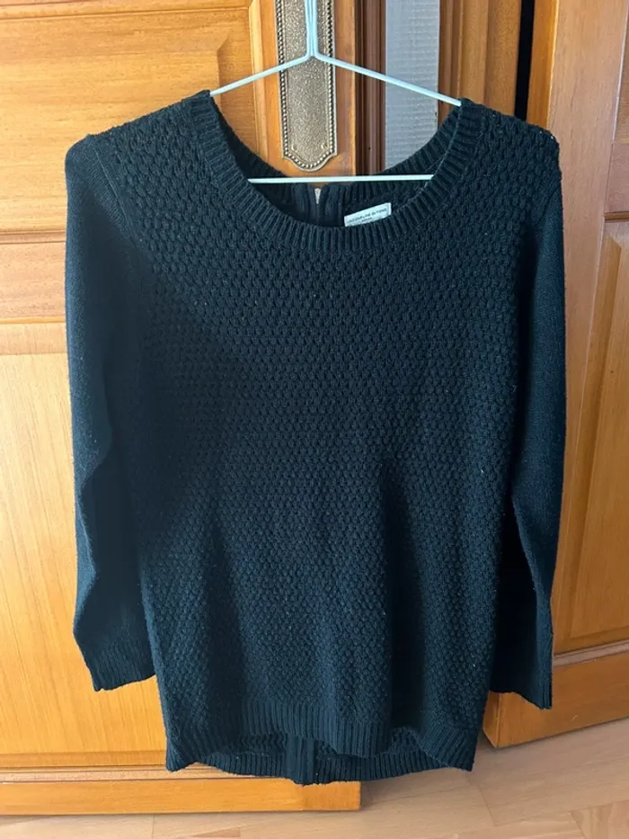 Pull noir
