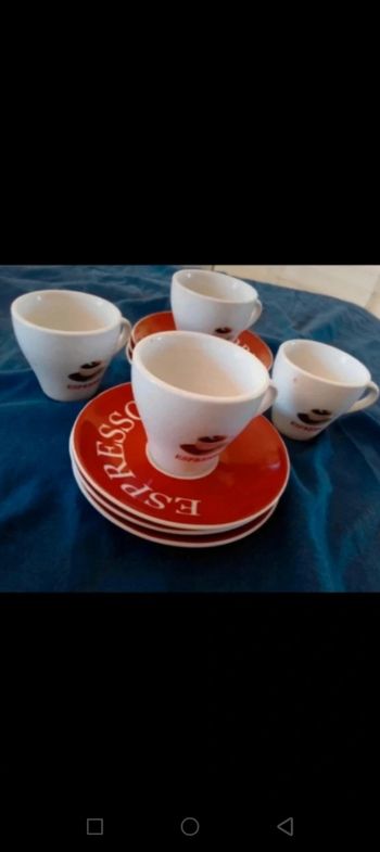 Service a café