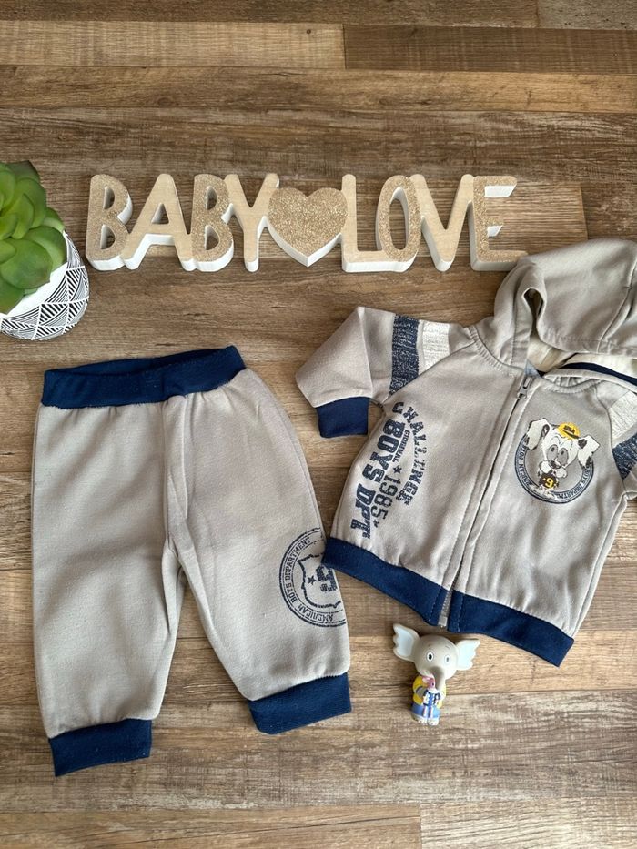 - Ensemble Devil Child     - 3 mois  - bon état