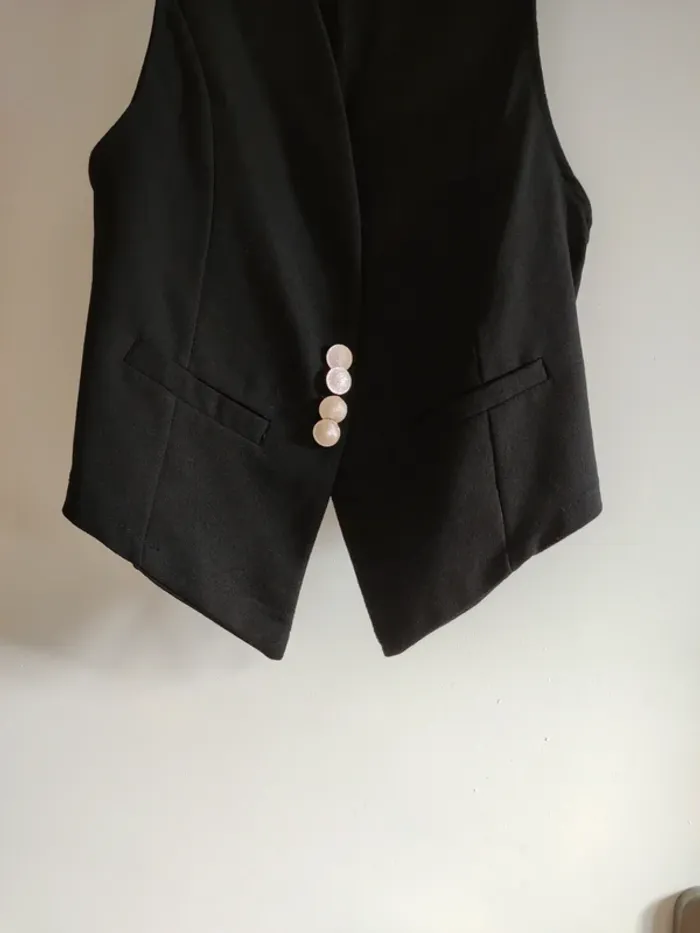 Veste manche courte - boutons - strass - T.1 - photo numéro 3