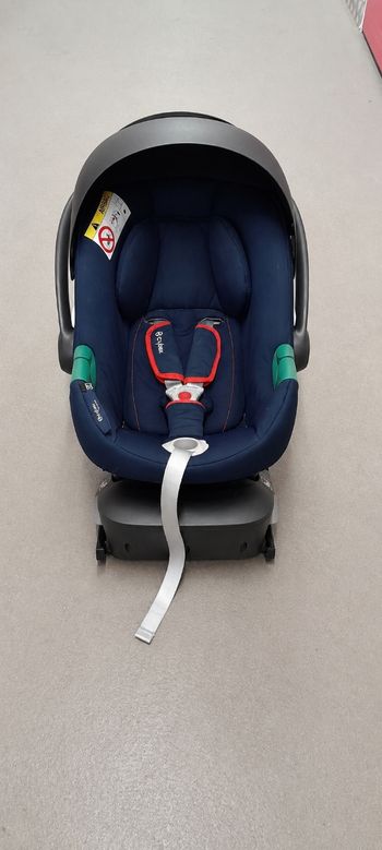 Cosy Cybex Aton B2 + base One