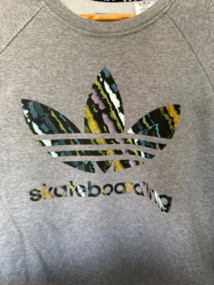 Sweat Adidas - photo numéro 3