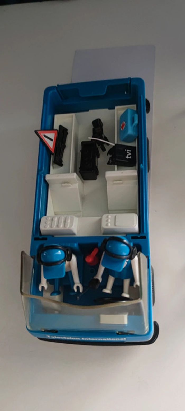 Playmobil Klicky N 3530 Camion TV + Journalistes + camera - photo numéro 8