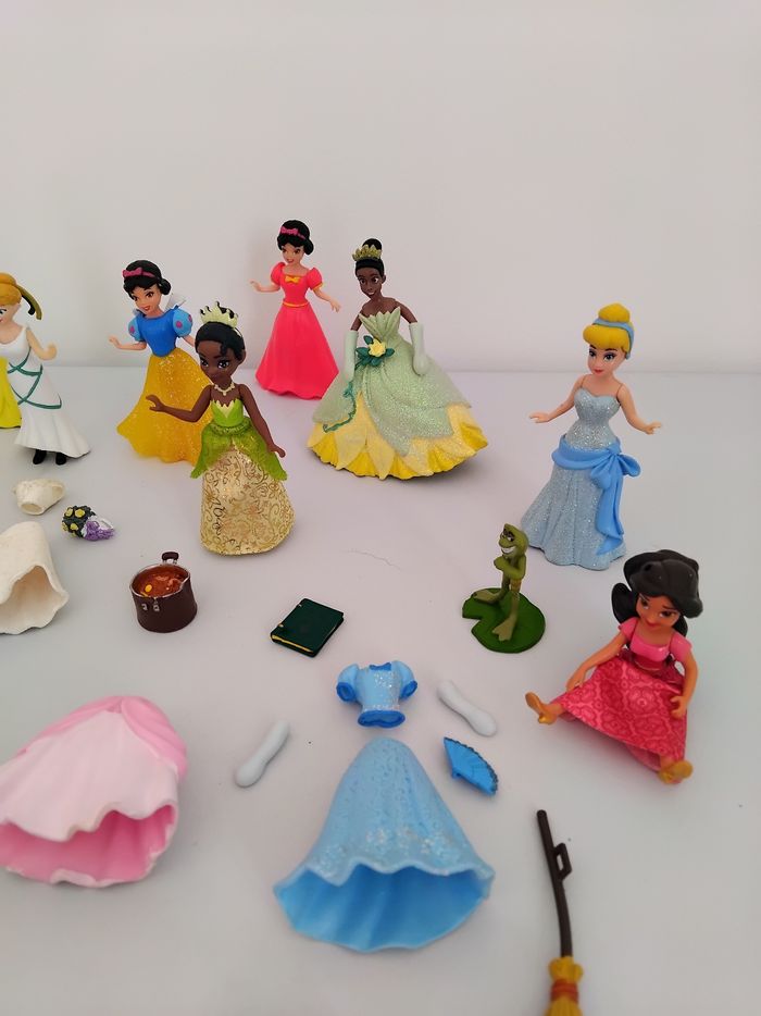 POUPEES Princesses Disney - photo numéro 4