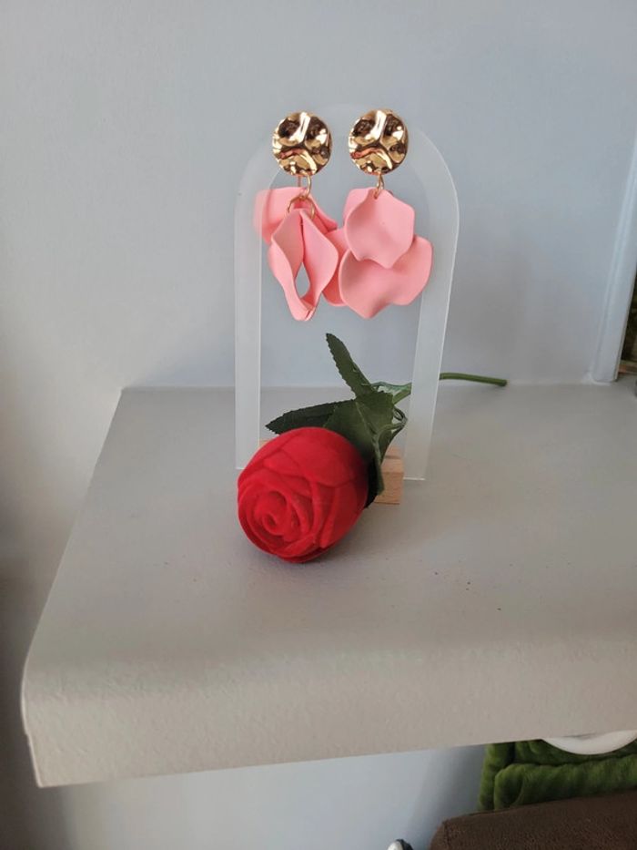 Clips petales de fleurs roses - photo numéro 2