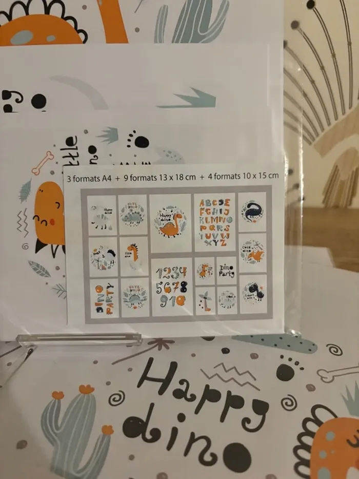 Affiches “Dino Party” pour chambre enfant - photo numéro 2