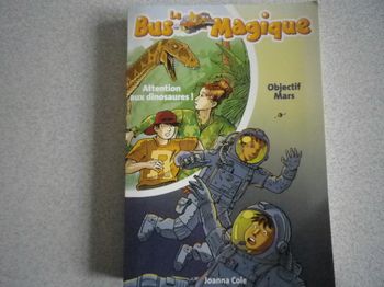 LE BUS MAGIQUE 2 HISTOIRES