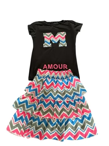 Jupe + tee-shirt