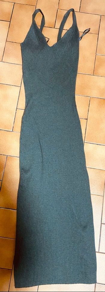 Belle robe kaki côtelé xs  primark