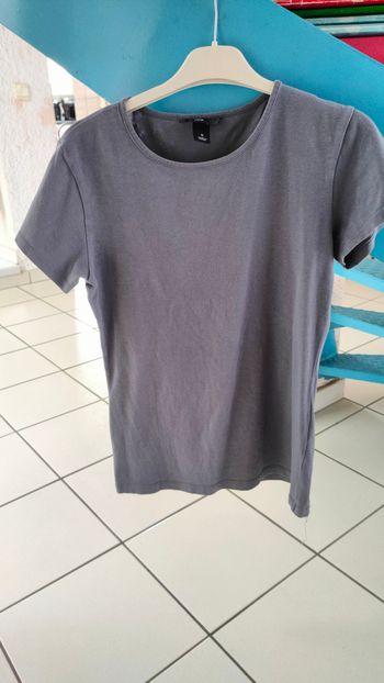 Tee shirt gris ardoise taille 36 H&M