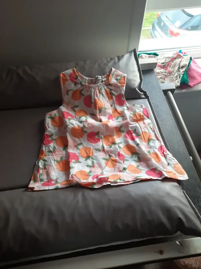 Lots 4 tee-shirt et 1 chemise 12 mois - photo numéro 4
