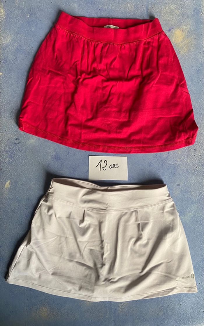Lot de 2 jupes courtes 12 ans