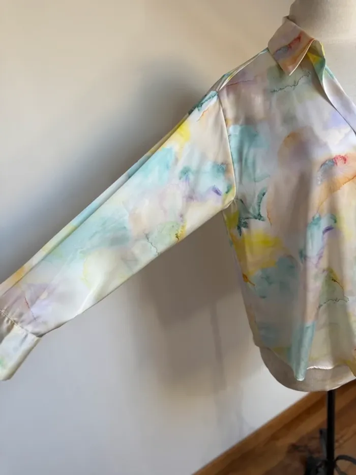 Superbe chemise satinée fluide tye and dye Zara 🌸 S 36 - photo numéro 4