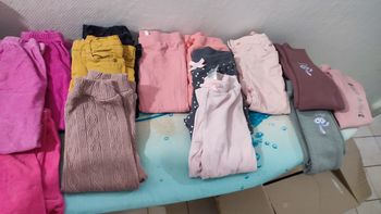 Lot fille 23/24 mois automne hiver  25 pièces