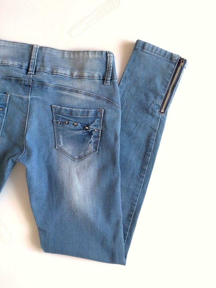 Jean taille basse bleu clair effet délavé - One by Gémo - photo numéro 5