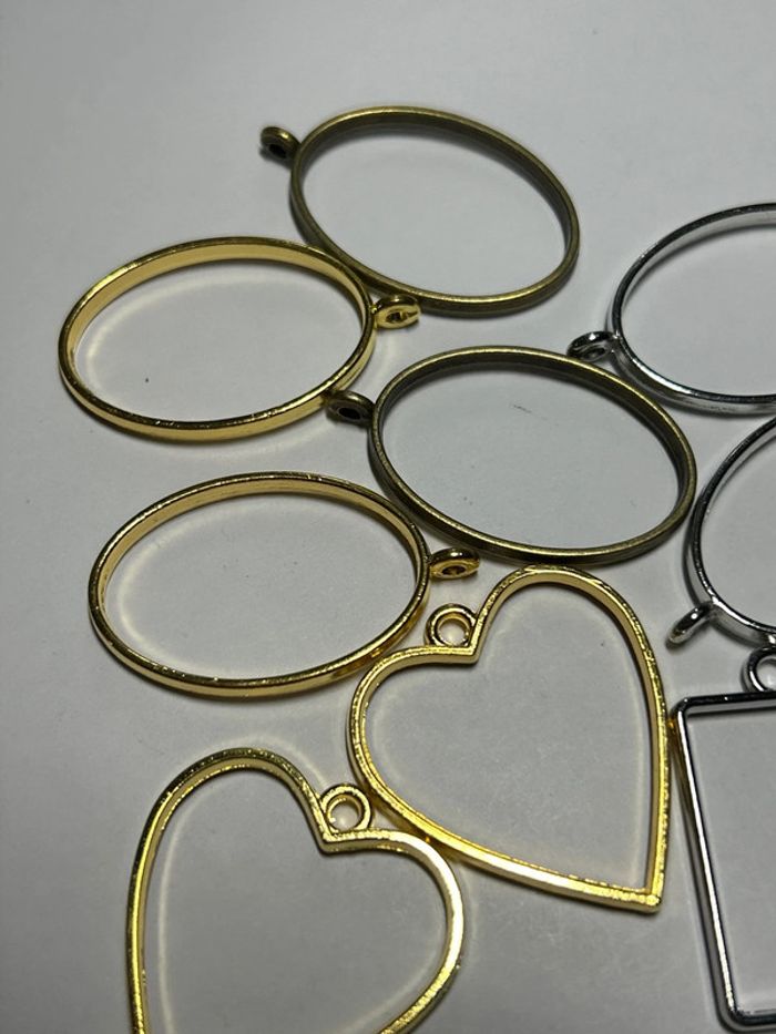 A778, Breloques moules pour création en résine - photo numéro 2