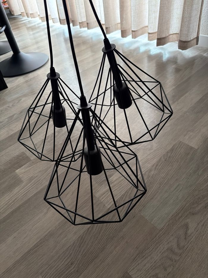 3 suspension - photo numéro 1