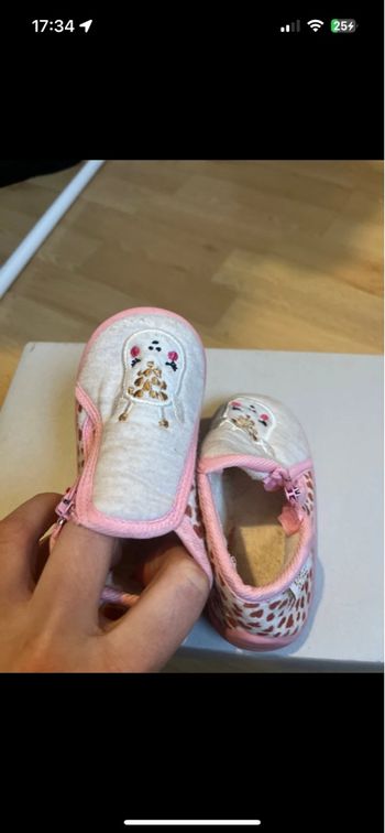 Chaussons girafes 20