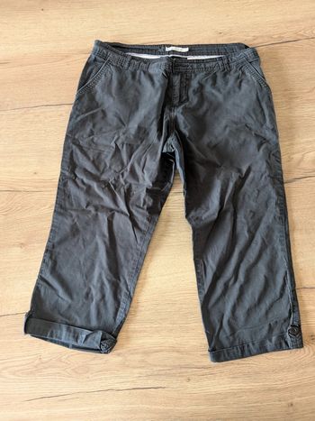 Pantacourt femme Taille 40