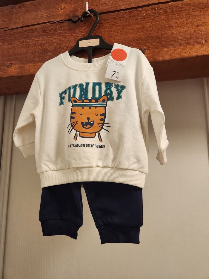 Lot de deux ensemble - photo numéro 2