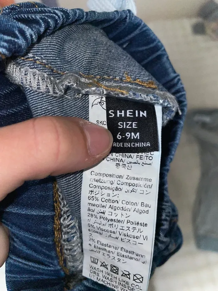 Lot pantalon 6-9 mois - photo numéro 4