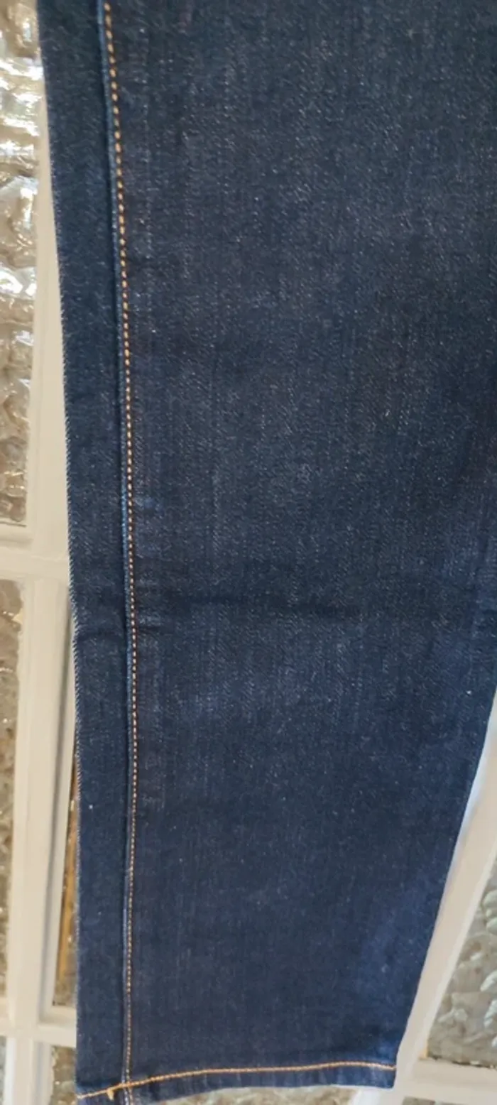 Jean brut Uniqlo 38 - photo numéro 5