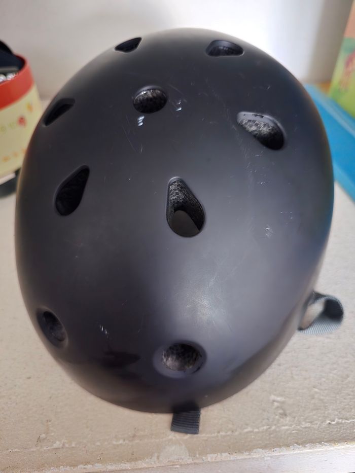 Skate  oxelo decathlon et un  casque - photo numéro 4