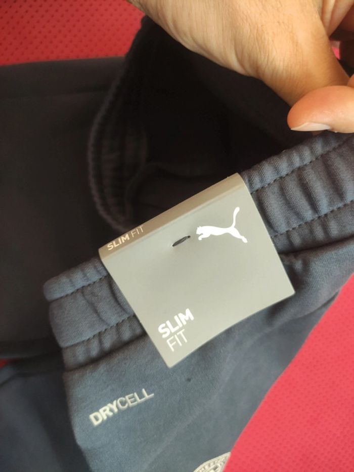Pantalon de foot Manchester City, Puma Authentique Officiel taille enfant 12/13 ans, Neuf - photo numéro 7