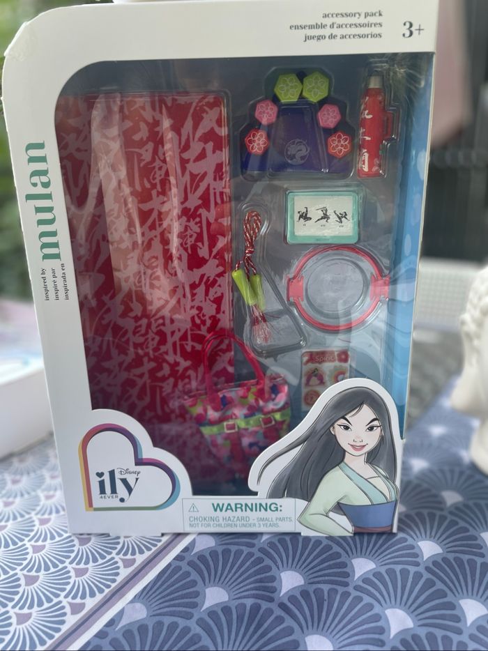🧘‍♀️ Coffret Accessoires Disney ILY 4EVER – Inspiré par Mulan 💪