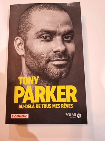 Livre Tony Parker neuf 🏷