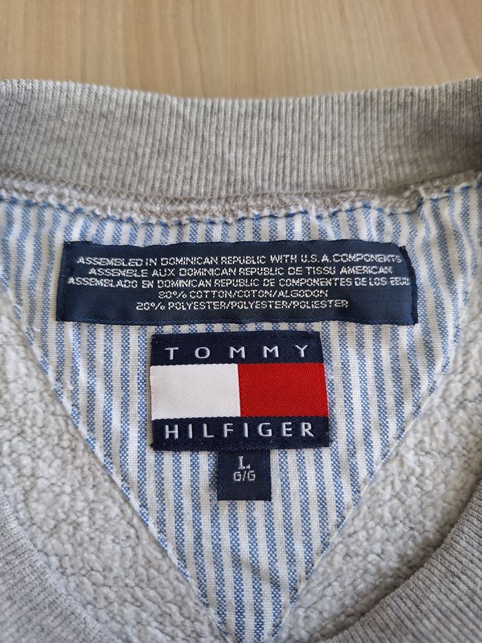 Pull sweat taille L Tommy Hilfiger - photo numéro 4