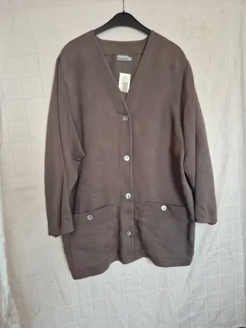 veste neuve taille 46-48