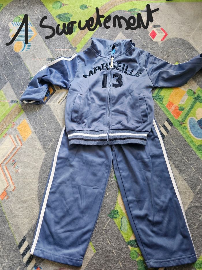 Lot de vêtements garçon 4 ans