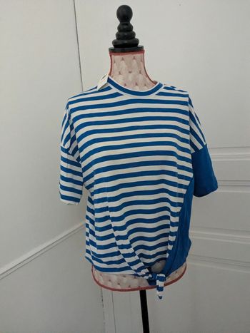 T-shirt noeud rayé bleu et blanc L