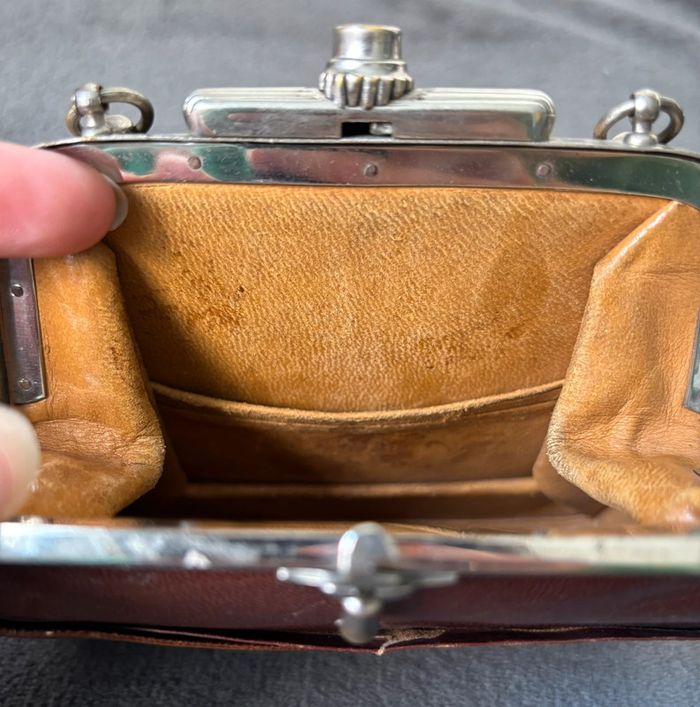 Sac à main ancien en cuir années 30 - photo numéro 8