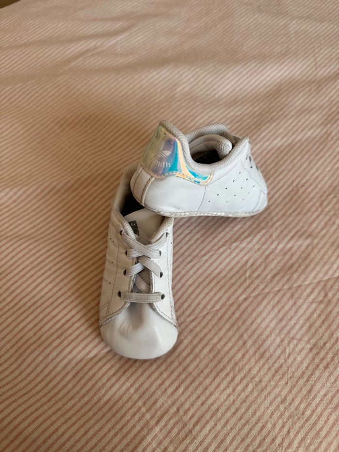 Baskets adidas T18