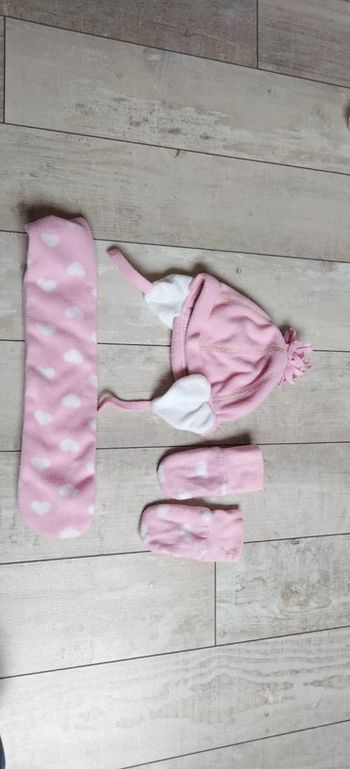 Ensemble bonnet/écharpe/moufles Kitchoun