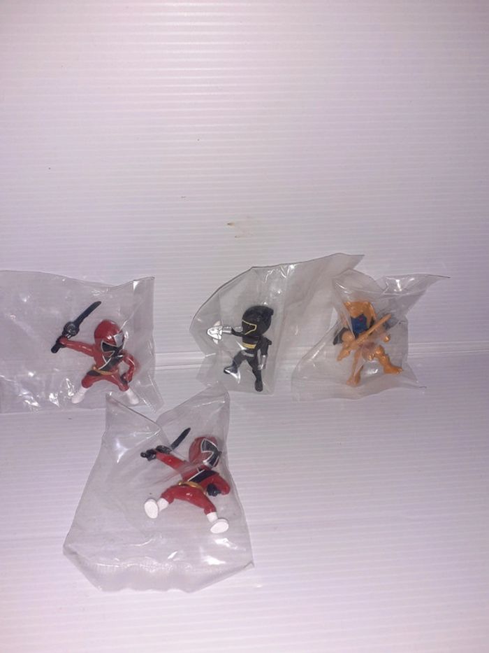 Micro power rangers.