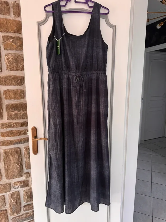 Robe halara neuve