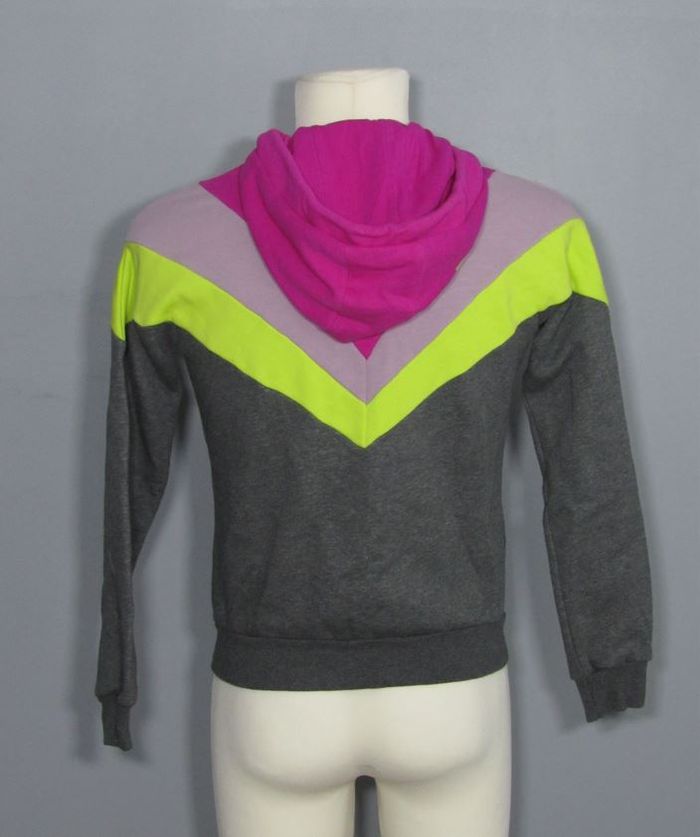 Veste de survêtement a capuche adidas style vintage, taille XS. - photo numéro 2