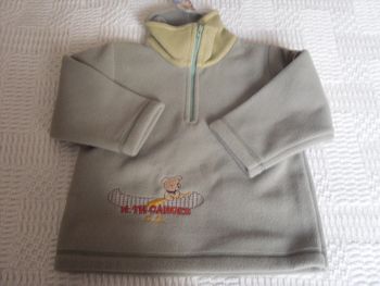 Pull Etoile Polaire taille 2 ans