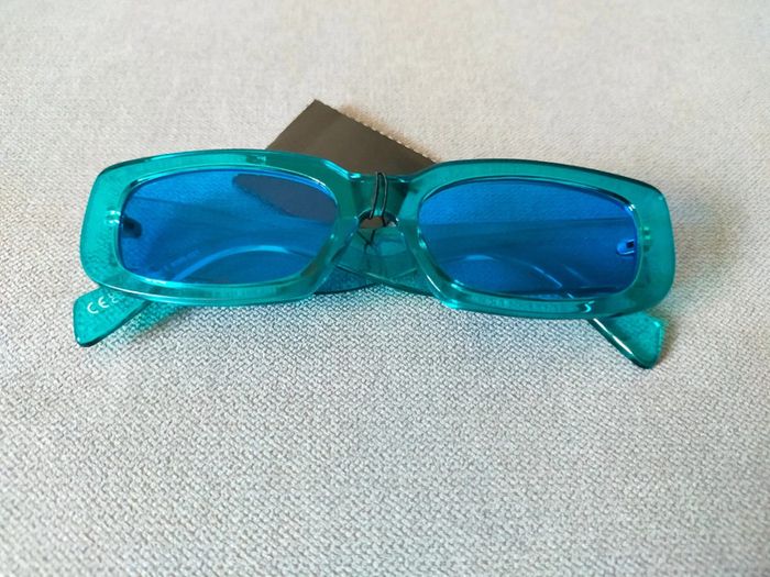 Lunettes de soleil bleu rectangulaires unisexe – UV400 catégorie 2 - photo numéro 2