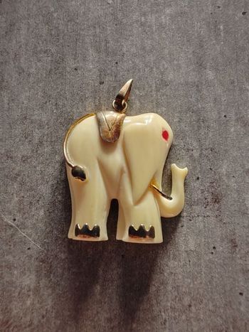 Pendentif Elephant