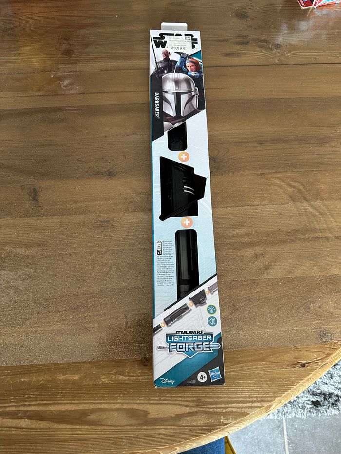 Star wars light saber forge Darksaber