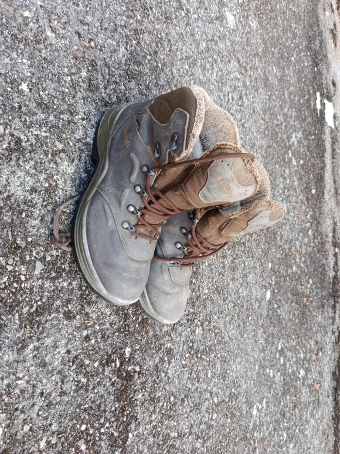 Chaussures de randonnée T41 - photo numéro 3