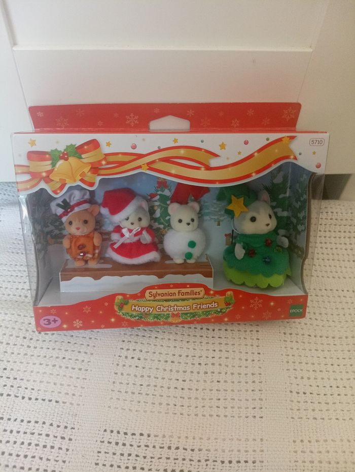 Sylvanian Families Happy Christmas Friends neuf - photo numéro 3