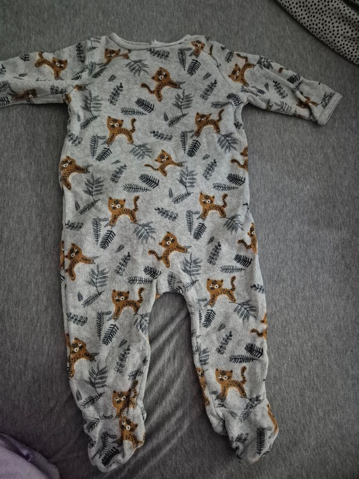 Pyjama - photo numéro 5