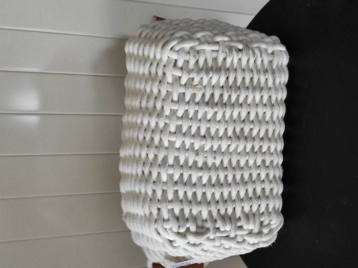 Panier en tissu avec poignet en simili cuir – Neuf - photo numéro 2