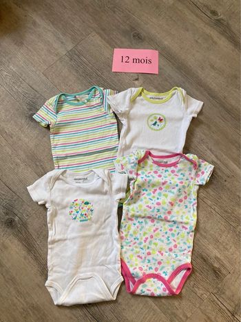 Lot 4 body 12 mois